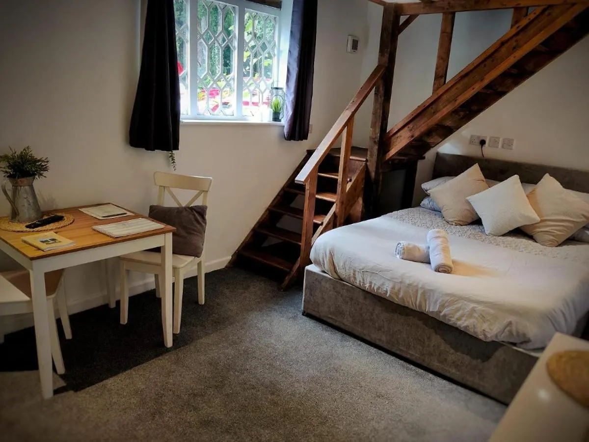 The Dolphin Inn Winchester 0*,  United Kingdom